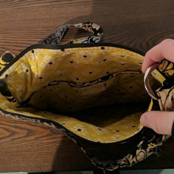 Cross Body Purse - Picture 4 of 4